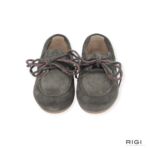 Posa Boat loafer suède in kaki suède voor dames. Posa Boat loafer suède in kaki suède voor dames.