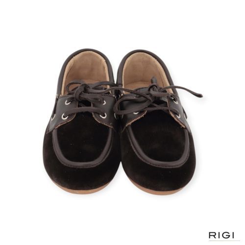 Posa Boat loafer Velvet mocassin in donkerbruin leer voor dames. 