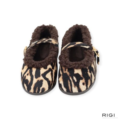 Posa St Mortiz Ballet flats Animal dames ballerina in zebra pony print.
