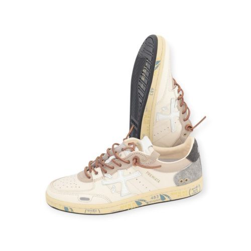 Premiata BSKT Clay sneaker voor heren in off wit leer met beige. 