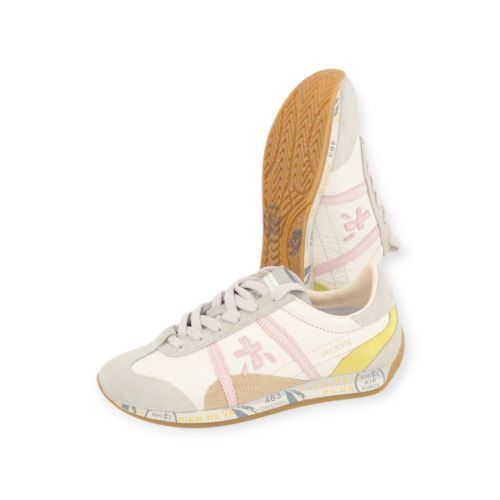 Premiata JackyX sneaker in offwit leer met zand suède en roze voor dames. Premiata JackyX sneaker in offwit leer met zand suède en roze voor dames.