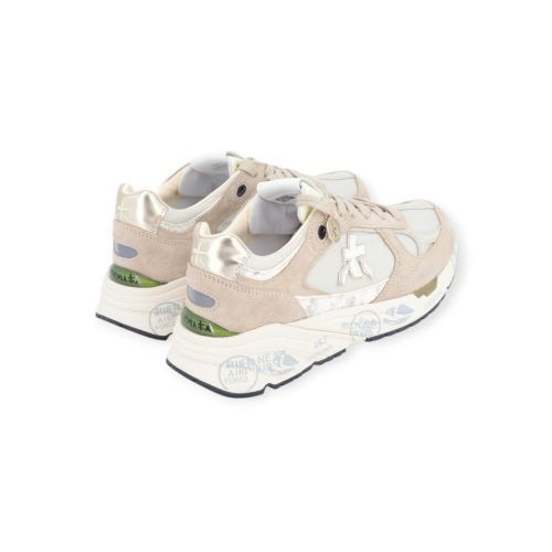 Premiata Mased sneaker in offwit leer met zand suède voor dames.