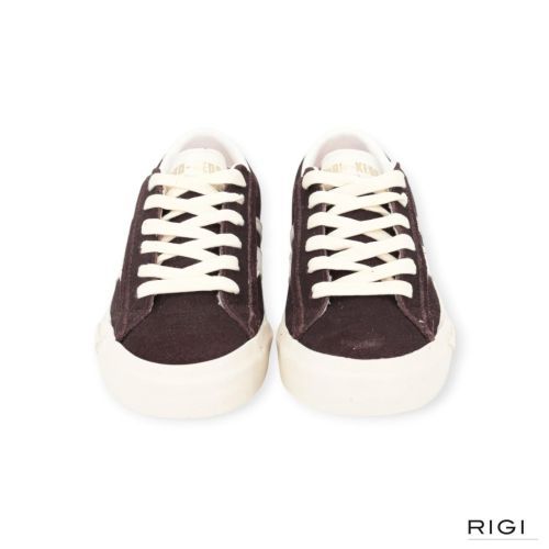 Pro-Keds Royal classic sneaker in bruin suède met wit leer voor dames. Pro-Keds Royal classic sneaker in bruin suède met wit leer voor dames.
