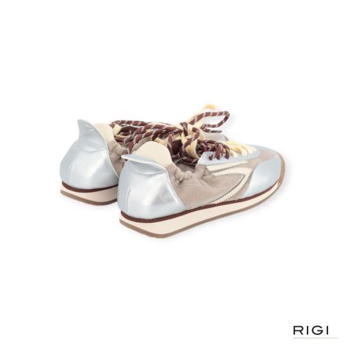Puraai 6.02 Panther Radio sneaker in zilver met grijs velvet voor dames. Puraai 6.02 Panther Radio sneaker in zilver met grijs velvet voor dames.