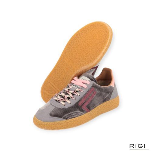 Puraai 6.01XS sneaker ASH voor dames in grijs suède met velvet. Puraai 6.01XS sneaker ASH voor dames in grijs suède met velvet.