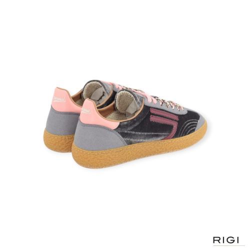 Puraai 6.01XS sneaker ASH voor dames in grijs suède met velvet. Puraai 6.01XS sneaker ASH voor dames in grijs suède met velvet.