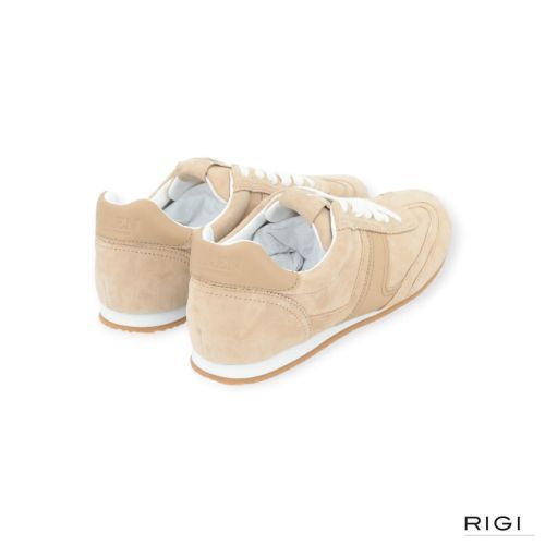 Polo Ralph Lauren sneaker Dani Low in beige suède voor dames. 