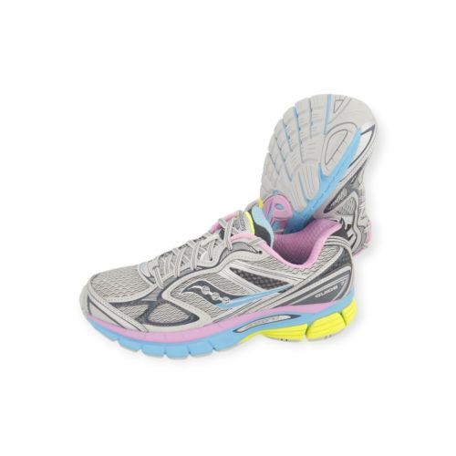 Saucony Progrid Guide dames sneaker in grijs.