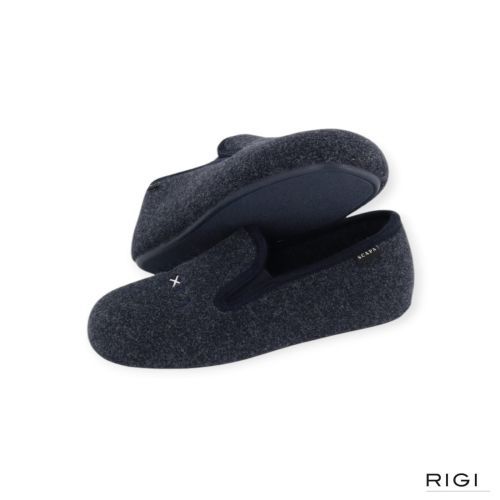 Scapa heren pantoffel in het blauw.