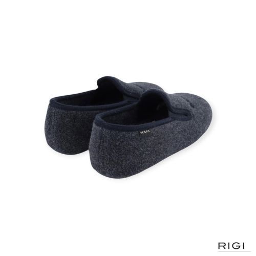 Scapa heren pantoffel in het blauw.