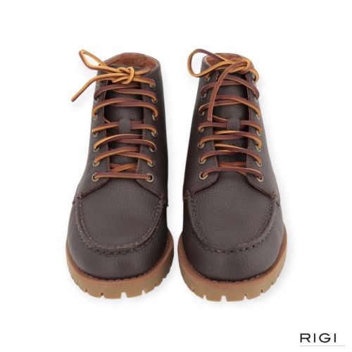 Sebago Campsides Carter enkellaars voor heren in bruin leer. Sebago Campsides Carter enkellaars voor heren in bruin leer.