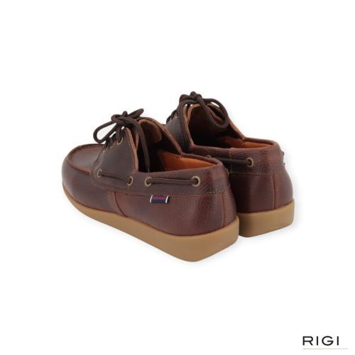 Sebago Docksides Gary Jobson veterschoen voor heren in bruin cognac leer. Sebago Docksides Gary Jobson veterschoen voor heren in bruin cognac leer.