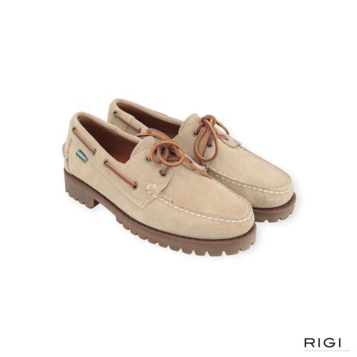 Sebago Campsides Ranger Suède veterschoen voor heren in beige suède. Sebago Campsides Ranger Suède veterschoen voor heren in beige suède.