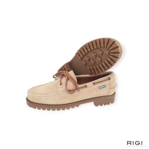 Sebago Campsides Ranger Suède veterschoen voor heren in beige suède. Sebago Campsides Ranger Suède veterschoen voor heren in beige suède.