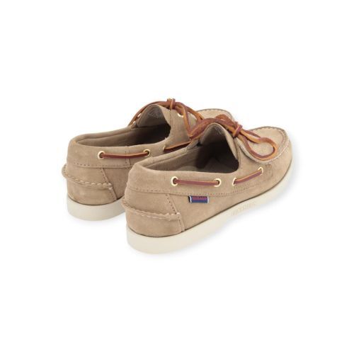 Sebago Docksides Portland Artisan Opera heren bootschoen in beige suede. Sebago Docksides Portland Artisan Opera heren bootschoen in beige suede.