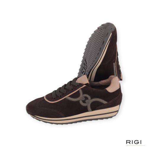 Softwaves Drive Dory sneaker in bruin suède voor dames. Softwaves Drive Dory sneaker in bruin suède voor dames.