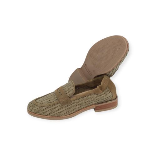 Softwaves Gabele dames mocassin in groen raffia leer.