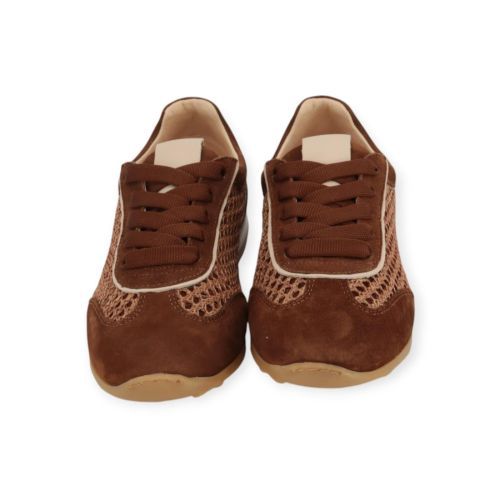 Softwaves Maira dames sneaker in het bruin suede leer.