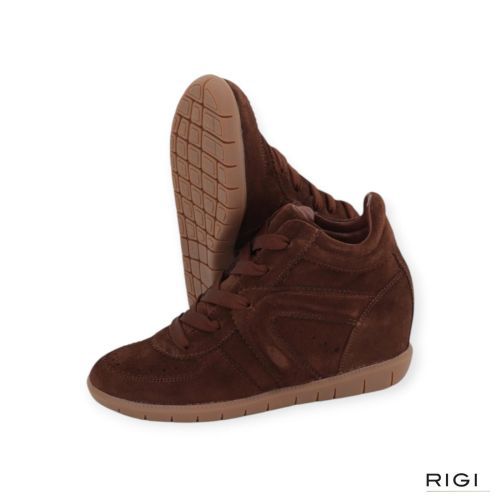 Softwaves Paris Patty sneaker, enkellaars voor dames in donkerbruin suède. Softwaves Paris Patty sneaker, enkellaars voor dames in donkerbruin suède.