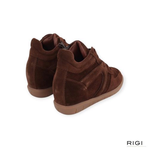 Softwaves Paris Patty sneaker, enkellaars voor dames in donkerbruin suède. Softwaves Paris Patty sneaker, enkellaars voor dames in donkerbruin suède.