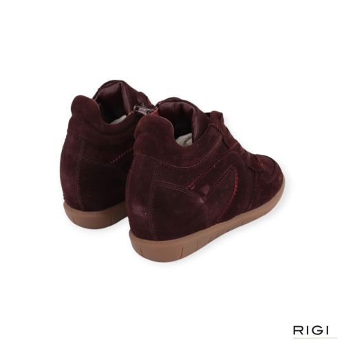 Softwaves Paris Patty sneaker, enkellaars voor dames in bordeaux suède. Softwaves Paris Patty sneaker, enkellaars voor dames in bordeaux suède.