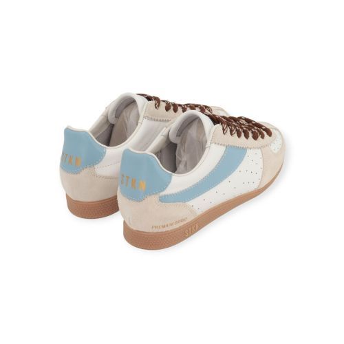 Stkn Stokton sneaker Curry D-07 voor dames in wit met lichtblauw. 