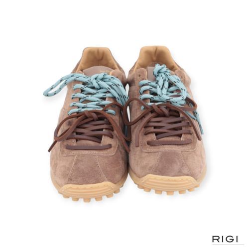 Stokton Golito sneaker in lichtbruin suède voor dames. 