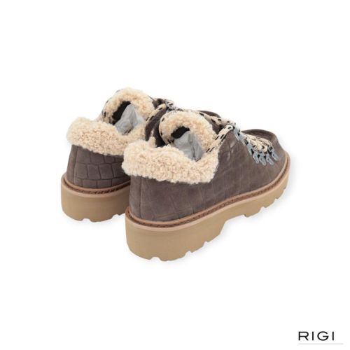 Stokton Loryn veterschoen in bruin crocco suède met wol voor dames. 