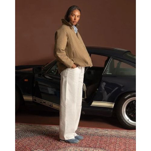 Mercer The Mercer Blouson Jacket, jas voor dames en heren, unisex in zand kleur. Mercer The Mercer Blouson Jacket, jas voor dames en heren, unisex in zand kleur.