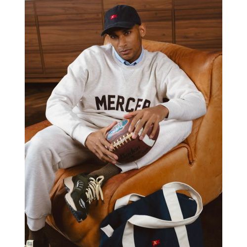 Mercer The Mercer Signature Sweat sweater, trui voor dames en heren in zand. 