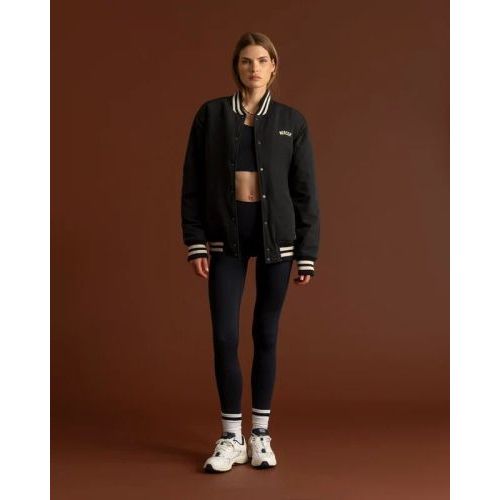 Mercer The Mercer Varsity Jacket, jas voor dames en heren unisex in blauw. Mercer The Mercer Varsity Jacket, jas voor dames en heren unisex in blauw.