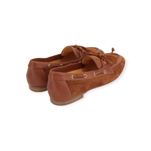 Truman’s 4355 mocassin voor dames in cognac suède.