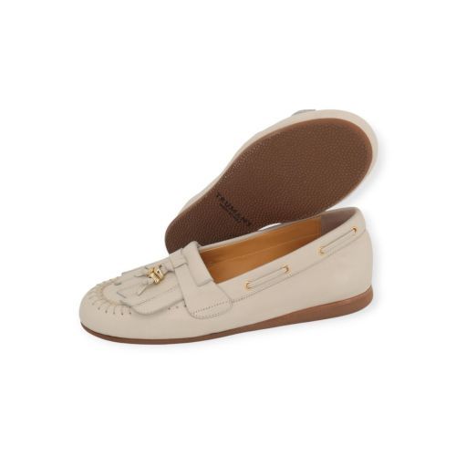 Truman’s 4357 mocassin in off wit leer voor dames. Truman’s 4357 mocassin in off wit leer voor dames.