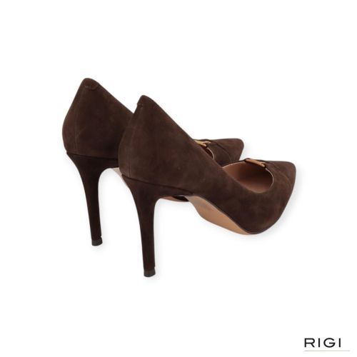 Twinset dames pump in bruin suede leer op hak van 9cm.