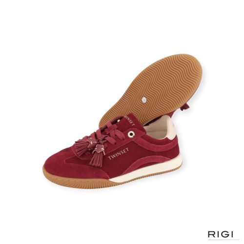 Twinset sneaker 26TCP090 in rood suède voor dames. 