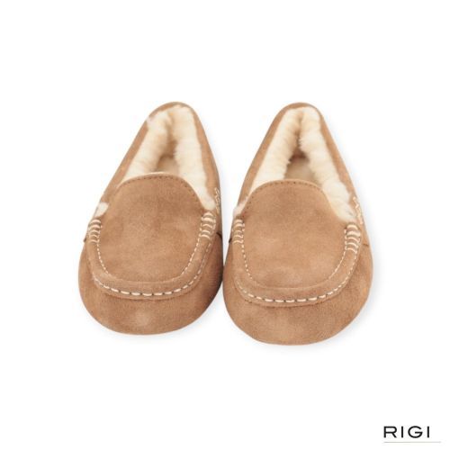 Ugg Ansley pantoffel voor dames in cognac, chestnut suède. 