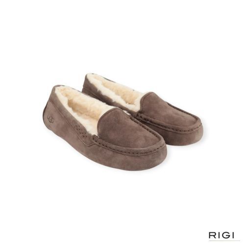 Ugg Ansley pantoffel voor dames in espresso, lichtbruin suède. Ugg Ansley pantoffel voor dames in espresso, lichtbruin suède.