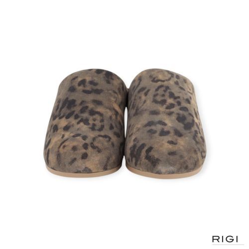 Ugg Elea spotted Slip-on pantoffel in camouflage, cognac suède van UGG voor dames. Ugg Elea spotted Slip-on pantoffel in camouflage, cognac suède van UGG voor dames.