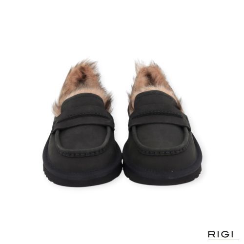 Ugg Ellis Nubuck Loafer, mocassin in zwart, BLK nubuck voor dames. Ugg Ellis Nubuck Loafer, mocassin in zwart, BLK nubuck voor dames.