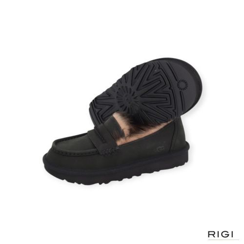 Ugg Ellis Nubuck Loafer, mocassin in zwart, BLK nubuck voor dames. Ugg Ellis Nubuck Loafer, mocassin in zwart, BLK nubuck voor dames.