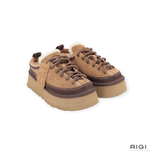 Ugg Heritage Lace-Up slipper in cognac ‘che’ chestnut met bruin suède voor dames. 