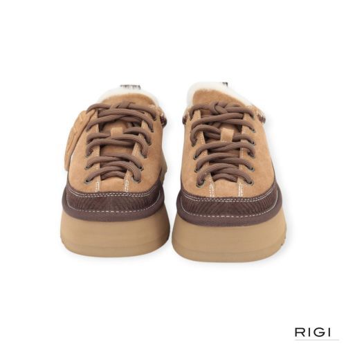 Ugg Heritage Lace-Up slipper in cognac ‘che’ chestnut met bruin suède voor dames. 