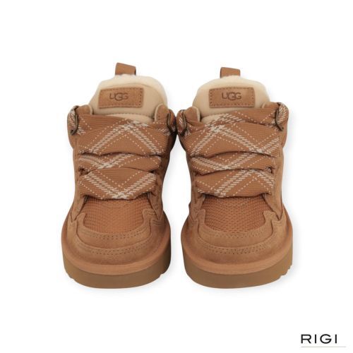 Ugg Lowmel veterschoen in cognac, chestnut suède voor dames. Ugg Lowmel veterschoen in cognac, chestnut suède voor dames.