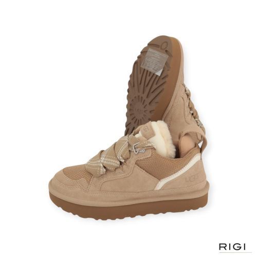 Ugg Lowmel dames sneaker in zand (sand) suede.