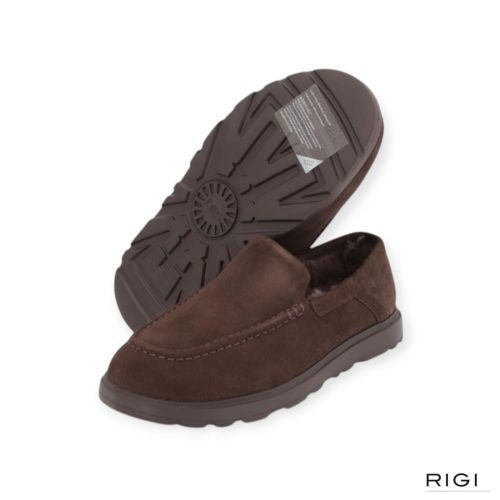 UGG Shep loafer, mocassin – pantoffel in bruin suède voor heren. 
