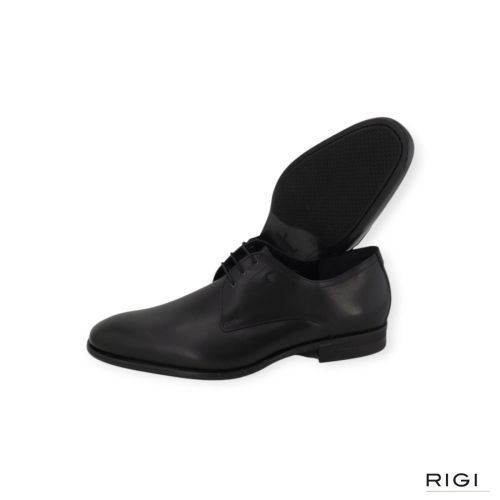 Van Bommel Terra 02.01 SBM 30165-10-01 veterschoen in zwart leer voor heren. Van Bommel Terra 02.01 SBM 30165-10-01 veterschoen in zwart leer voor heren.