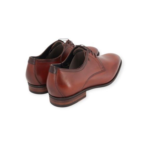 Van Bommel Terra 02.05 veterschoen in donker cognac voor heren. 