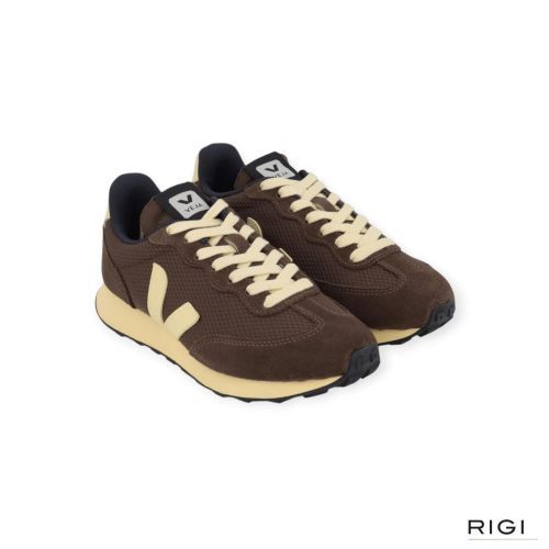 Veja Rio Branco II alveomesh in bruin suède, mesh  voor dames. 