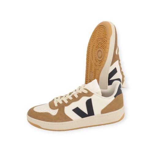 Veja v-10 voor heren in wit met zwart leer en beige suède. 