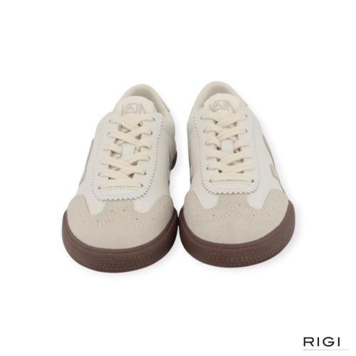 Veja Volley O.T leather in offwit leer / suède voor dames. 